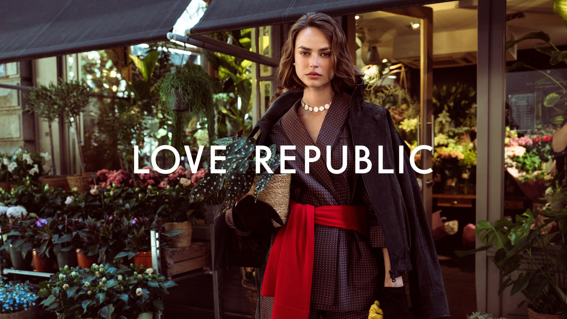 LOVE REPUBLIC OFFICIAL